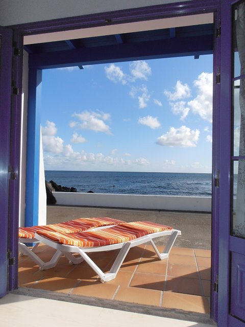 Terrace with sea views