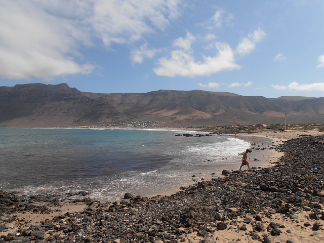 Famara Strand vor dem Haus