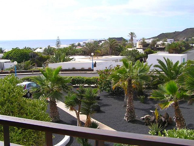 Jardin, vue sur la mer